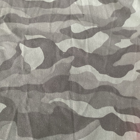 Lululemon Top - Picture 2 of 8